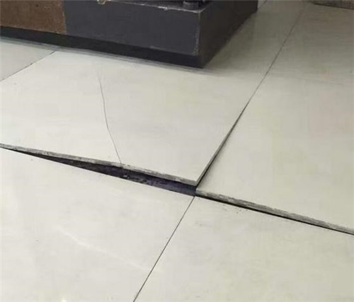 墙砖翘起的补救方法(墙砖翘起的补救方法图片)